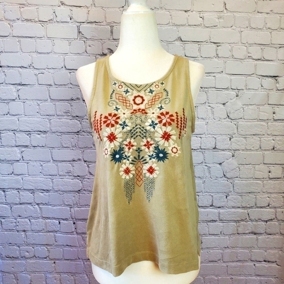 miami Tops - 𝅺MI Ami Floral Embroidered Boho Tank Top sz. Small
